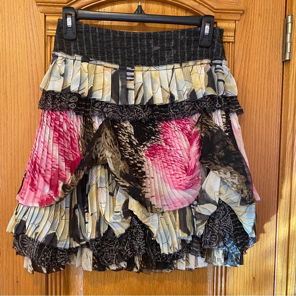 DIANE VON FURSTENBERG SKIRT SZ 2